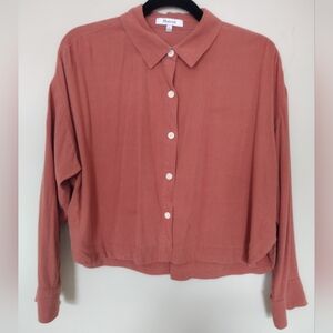 Madewell crop shirt in earthen res